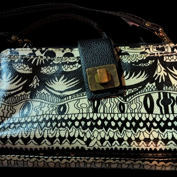 Sakroots Black and Cream Patterned Women's Bag - Picture 2 of 4